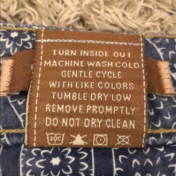 Paige Laurel Canyon Embroidered Bootcut Jeans - Picture 10 of 10